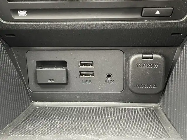 マツダ デミオ XD ツーリング 愛知県 2016(平28)年 8.7万km スノーフレイクホワイトパールマイカ 純正ナビ　シートヒーター　禁煙車　ＨＵＤ　フルセグＴＶ　ＤＶＤ　パドルシフト　USB接続　ドラレコ　ＥＴＣ　衝突軽減　ＬＥＤオートライト　フォグランプ　Bluetooth　クルコン　純正フロアマット　純正１６インチアルミ　プッシュスタート　スマートキー