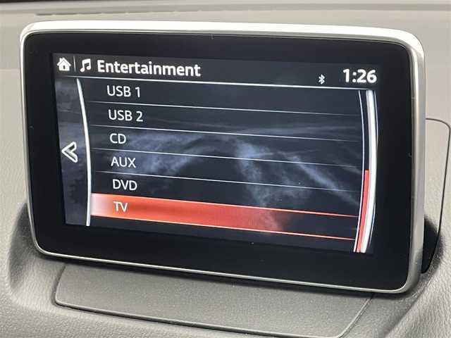 マツダ デミオ XD ツーリング 愛知県 2016(平28)年 8.7万km スノーフレイクホワイトパールマイカ 純正ナビ　シートヒーター　禁煙車　ＨＵＤ　フルセグＴＶ　ＤＶＤ　パドルシフト　USB接続　ドラレコ　ＥＴＣ　衝突軽減　ＬＥＤオートライト　フォグランプ　Bluetooth　クルコン　純正フロアマット　純正１６インチアルミ　プッシュスタート　スマートキー