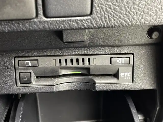 トヨタ アルファード S Aパッケージ タイプブラック 熊本県 2016(平28)年 7万km ホワイトパールクリスタルシャイン ツインムーンルーフ　/純正ナビ（ＣＤ・ＤＶＤ・フルセグ・ＢＴ・ＳＤ）/バックカメラ　/純正フリップダウンモニター　/社外前後ドライブレコーダー　/ビルトインＥＴＣ　/両側パワースライドドア　/前後クリアランスソナー/クルーズコントロール/衝突軽減ブレーキ/横滑り防止/パワーバックドア/ハーフレザーシート/純正フロアマット/純正16インチAW/オートライト/LEDヘッドライト/フォグライト/スマートキー/プッシュスタート/スペアキー1本