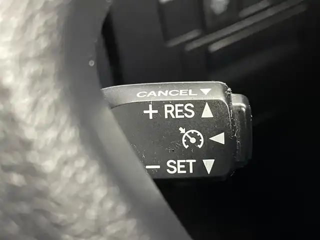 トヨタ アルファード S Aパッケージ タイプブラック 熊本県 2016(平28)年 7万km ホワイトパールクリスタルシャイン ツインムーンルーフ　/純正ナビ（ＣＤ・ＤＶＤ・フルセグ・ＢＴ・ＳＤ）/バックカメラ　/純正フリップダウンモニター　/社外前後ドライブレコーダー　/ビルトインＥＴＣ　/両側パワースライドドア　/前後クリアランスソナー/クルーズコントロール/衝突軽減ブレーキ/横滑り防止/パワーバックドア/ハーフレザーシート/純正フロアマット/純正16インチAW/オートライト/LEDヘッドライト/フォグライト/スマートキー/プッシュスタート/スペアキー1本