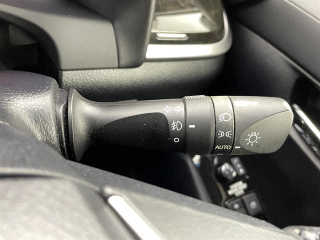 トヨタ アルファード S Aパッケージ タイプブラック 熊本県 2016(平28)年 7万km ホワイトパールクリスタルシャイン ツインムーンルーフ　/純正ナビ（ＣＤ・ＤＶＤ・フルセグ・ＢＴ・ＳＤ）/バックカメラ　/純正フリップダウンモニター　/社外前後ドライブレコーダー　/ビルトインＥＴＣ　/両側パワースライドドア　/前後クリアランスソナー/クルーズコントロール/衝突軽減ブレーキ/横滑り防止/パワーバックドア/ハーフレザーシート/純正フロアマット/純正16インチAW/オートライト/LEDヘッドライト/フォグライト/スマートキー/プッシュスタート/スペアキー1本