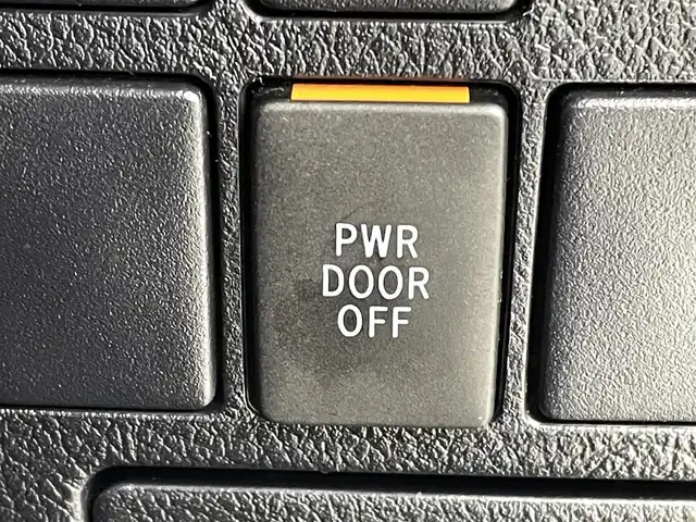 トヨタ アルファード S Aパッケージ タイプブラック 熊本県 2016(平28)年 7万km ホワイトパールクリスタルシャイン ツインムーンルーフ　/純正ナビ（ＣＤ・ＤＶＤ・フルセグ・ＢＴ・ＳＤ）/バックカメラ　/純正フリップダウンモニター　/社外前後ドライブレコーダー　/ビルトインＥＴＣ　/両側パワースライドドア　/前後クリアランスソナー/クルーズコントロール/衝突軽減ブレーキ/横滑り防止/パワーバックドア/ハーフレザーシート/純正フロアマット/純正16インチAW/オートライト/LEDヘッドライト/フォグライト/スマートキー/プッシュスタート/スペアキー1本