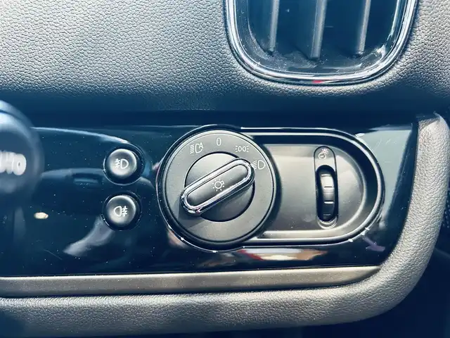 ＭＩＮＩ ミニ クロスオーバー クーパー D 大阪府 2020(令2)年 4万km チリ・レッド ペッパーパッケージ/インテリジェントセーフティ/ワンオーナー/ACC/純正ナビ/バックカメラ/純正17インチAW/LEDヘッドライト/電動リアゲート/クリアランスソナー/パーキングアシスト/ルーフレール/スマートキー