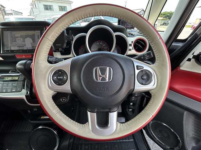 ホンダ Ｎ ＢＯＸ スラッシュ X ターボパッケージ 愛知県 2015(平27)年 4.5万km スマートブラック 純正ナビ/（FM/AM/BT/CD/DVD/SD)/フルセグTV/バックカメラ/ドライブレコーダー/ETC/クルーズコントロール/運転席＆助手席シートヒーター/純正15インチAW/シティブレーキアクティブシステム/ステアリングヒーター/ウィンカードアミラー/HIDヘッドライト