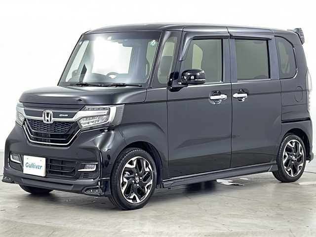 ホンダ Ｎ ＢＯＸ カスタム G L ターボ ホンダセンシング 道央・札幌 2017(平29)年 5.4万km クリスタルブラックパール ・４WD＆ターボ/・ホンダセンシング/・純正ナビ（CD/DVD/BT/フルセグTV/SD）/・バックカメラ/・両側パワースライドドア/・レーダークルーズコントロール/・純正ドライブレコーダー/・ビルトインETC/・前席シートヒーター/・ミラーヒーター/・LEDヘッドライト/・無限フロアマット/・社外マフラー/・社外エアロ/・ステアリングスイッチ
