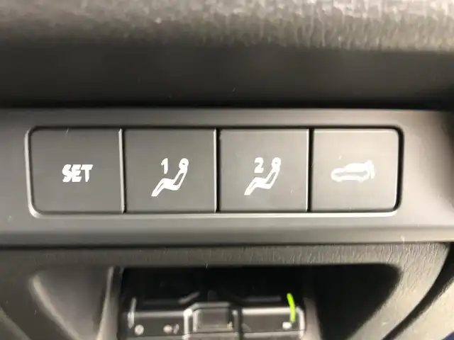 マツダ ＣＸ－３０ XD プロアクティブツーリングセレクション 愛知県 2020(令2)年 5.7万km ディープクリスタルブルーマイカ レーダークルーズコントロール/アラウンドビューモニター/純正メーカーOPナビ/・フルセグ/・Bluetooth/・HDMI/・Applecarplay/シートヒーター/パワーシート/ステアリングヒーター/革巻きステアリング/ステアリングリモコン/クリアランスソナー/パワーバックドア/ブレーキホールド/前後ドライブレコーダー/パドルシフト/電動パーキングシステム/ETC/HUD/純正AW