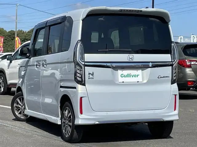 ホンダ Ｎ ＢＯＸ カスタム L 道央・札幌 2022(令4)年 2.5万km プレミアムサンライトホワイトパール ４WD/ワンオーナー/純正ディーラーOPナビ/CD/DVD/BT/フルセグ/ホンダセンシング/衝突被害軽減ブレーキ/横滑り防止装置/アダプティブクルーズコントロール/レーンキープアシスト/リアパーキングセンサー/バックカメラ/ビルトインETC/ドライブレコーダー/ECONモード/両側パワースライドドア/前席シートヒーター/ステアリングリモコン/電動パーキング/ブレーキホールド/プッシュスタート/リモートスタート/LEDヘッドライト/オートライト/オートハイビーム/フォグランプ/電動格納ミラー/ヘッドライトレベライザー/ヒーテッドドアミラー/ウィンカーミラー/純正フロアマット/ドアバイザー