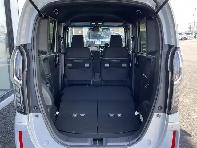 ホンダ Ｎ ＢＯＸ カスタム L 道央・札幌 2022(令4)年 2.5万km プレミアムサンライトホワイトパール ４WD/ワンオーナー/純正ディーラーOPナビ/CD/DVD/BT/フルセグ/ホンダセンシング/衝突被害軽減ブレーキ/横滑り防止装置/アダプティブクルーズコントロール/レーンキープアシスト/リアパーキングセンサー/バックカメラ/ビルトインETC/ドライブレコーダー/ECONモード/両側パワースライドドア/前席シートヒーター/ステアリングリモコン/電動パーキング/ブレーキホールド/プッシュスタート/リモートスタート/LEDヘッドライト/オートライト/オートハイビーム/フォグランプ/電動格納ミラー/ヘッドライトレベライザー/ヒーテッドドアミラー/ウィンカーミラー/純正フロアマット/ドアバイザー