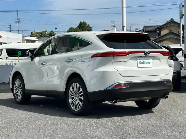 トヨタ ハリアー Z レザーパッケージ 愛知県 2021(令3)年 4.5万km ホワイトパールクリスタルシャイン ワンオーナー/メーカー純正ナビ/フルセグテレビ/バックカメラ/ウィンカーミラー/レーダークルーズコントロール/調光パノラマルーフ/プッシュスタート/パワーバックドア/ビルトイン2.0ETC/ヘッドアップディスプレイ/ブラインドスポットモニター/JBLスピーカー/パワーシート/レザーシート/シートヒーター/エアシート/前後クリアランスソナー/オートマチックハイビーム/リヤクロストラフィックアラート/シートメモリー/ステアリングヒーター/ステアリングスイッチ/デジタルインナーミラー/パーィングサポートブレーキ/スマートキー2本/保証書/取扱説明書