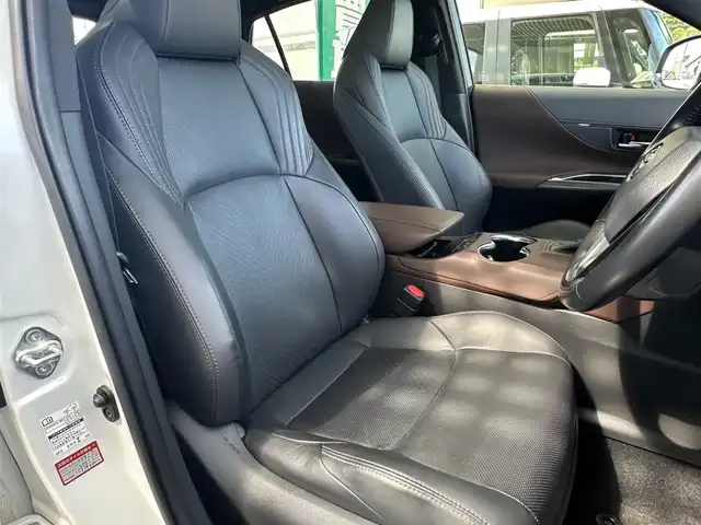 トヨタ ハリアー Z レザーパッケージ 愛知県 2021(令3)年 4.5万km ホワイトパールクリスタルシャイン ワンオーナー/メーカー純正ナビ/フルセグテレビ/バックカメラ/ウィンカーミラー/レーダークルーズコントロール/調光パノラマルーフ/プッシュスタート/パワーバックドア/ビルトイン2.0ETC/ヘッドアップディスプレイ/ブラインドスポットモニター/JBLスピーカー/パワーシート/レザーシート/シートヒーター/エアシート/前後クリアランスソナー/オートマチックハイビーム/リヤクロストラフィックアラート/シートメモリー/ステアリングヒーター/ステアリングスイッチ/デジタルインナーミラー/パーィングサポートブレーキ/スマートキー2本/保証書/取扱説明書
