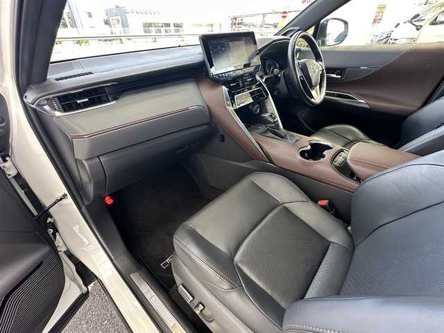 トヨタ ハリアー Z レザーパッケージ 島根県 2021(令3)年 4.5万km ホワイトパールクリスタルシャイン 登録時走行距離44494km/取扱説明書/保証書/純正12.3インチナビ/(BT/フルセグTV/AM/FM/ミラーキャスト)/全方位カメラ/JBLサウンド/置くだけ充電/シートメモリー/オートブレーキホールド/調光パノラマルーフ/ブラインドスポットモニター/デジタルインナーミラー/衝突被害軽減システム/車線逸脱警報/横滑り防止装置/レーダークルーズコントロール/レザーシート/ビルトインETC2.0/アイドリングストップ/LEDヘッドライト/フォグランプ/オートライト/ウィンカーミラー/電動格納ミラー/純正19インチAW/シートヒーター/ベンチレーションシート/ステアリングヒーター/プッシュスタート/スペアキー