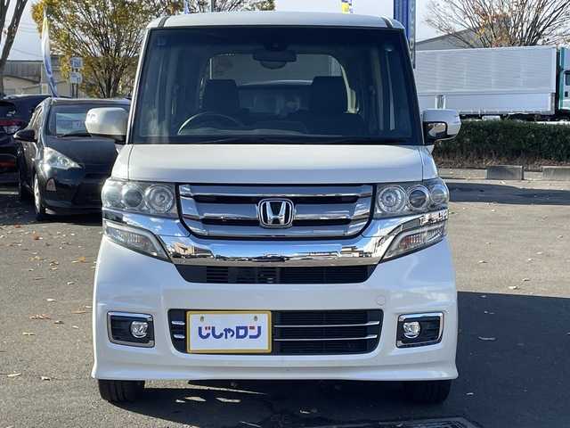 ホンダ Ｎ ＢＯＸ カスタム G ターボ Lパッケージ 宮城県 2015(平27)年 7.5万km プレミアムホワイトパールⅡ (株)IDOMが運営する【じしゃロン仙台店】の自社ローン専用車両になりますこちらは現金またはオートローンご利用時の価格です。自社ローンご希望の方は別途その旨お申付け下さい/SDナビ/Bluetooth/両側パワースライドドア/バックカメラ/ハーフレザーシート/プッシュスタート