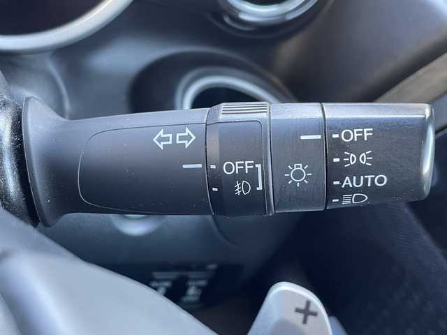 ホンダ Ｎ ＢＯＸ カスタム G ターボ Lパッケージ 宮城県 2015(平27)年 7.5万km プレミアムホワイトパールⅡ (株)IDOMが運営する【じしゃロン仙台店】の自社ローン専用車両になりますこちらは現金またはオートローンご利用時の価格です。自社ローンご希望の方は別途その旨お申付け下さい/SDナビ/Bluetooth/両側パワースライドドア/バックカメラ/ハーフレザーシート/プッシュスタート