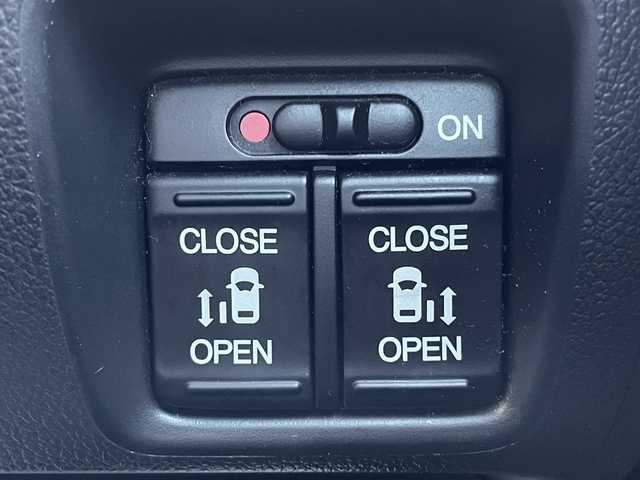 ホンダ Ｎ ＢＯＸ カスタム G ターボ Lパッケージ 宮城県 2015(平27)年 7.5万km プレミアムホワイトパールⅡ (株)IDOMが運営する【じしゃロン仙台店】の自社ローン専用車両になりますこちらは現金またはオートローンご利用時の価格です。自社ローンご希望の方は別途その旨お申付け下さい/SDナビ/Bluetooth/両側パワースライドドア/バックカメラ/ハーフレザーシート/プッシュスタート