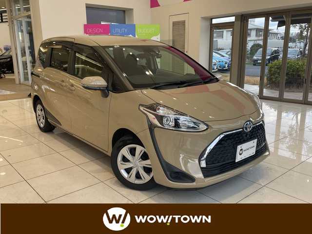 トヨタ シエンタ ハイブリッド G 埼玉県 2020(令2)年 3.3万km ベージュ トヨタセーフティセンス/純正9インチナビ/　　CD/DVD/BT/フルセグTV/パノラミックビューモニター/両側パワースライドドア/クルーズコントロール/LEDオートライト/シートヒーター/ステアヒーター/ステアリングスイッチ/プッシュスタート/ETC/禁煙車