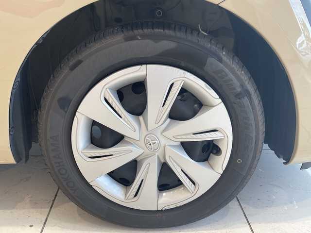 トヨタ シエンタ ハイブリッド G 埼玉県 2020(令2)年 3.3万km ベージュ トヨタセーフティセンス/純正9インチナビ/　　CD/DVD/BT/フルセグTV/パノラミックビューモニター/両側パワースライドドア/クルーズコントロール/LEDオートライト/シートヒーター/ステアヒーター/ステアリングスイッチ/プッシュスタート/ETC/禁煙車