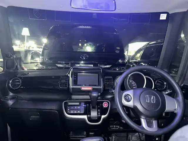 ホンダ Ｎ ＢＯＸ カスタム G Lパッケージ 香川県 2012(平24)年 12.6万km ポリッシュドメタルメタリック 社外オーディオ/→CD/USB/Bluetooth/バックカメラ/片側パワスラ/ピタ駐ミラー/ETC/純正14インチアルミ/オートライト/純正フロアマット/ステアリングリモコン/横滑り防止装置/盗難防止装置/アイドリングストップ/パワーウィンドウ/パワーステアリング/プッシュスタート/スマートキー/スペアキー