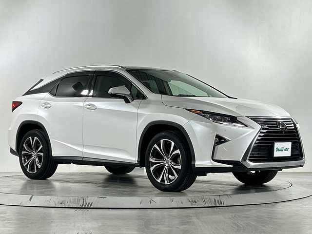 レクサス ＲＸ 200t バージョンL 佐賀県 2016(平28)年 5万km ソニッククォーツ 純正12.3インチナビ/フルセグTV/CD/DVD/Bluetooth/全方位カメラ/衝突被害軽減システム/レーダークルーズコントロール/レーンアシスト/ブラインドスポットモニター/先行車発進告知機能/横滑り防止装置/ヘッドアップディスプレイ/コーナーセンサー/オートライト/オートマチックハイビーム/LEDヘッドライト/LEDフォグライト/電子パーキング/ブレーキホールド/ビルトインETC/前後ドライブレコーダー/運転席・助手席シートヒーター/運転席・助手席エアシート/運転席・助手席パワーシート/運転席メモリーシート/ISOFIX対応/ステアリングヒーター/純正フロアマット/純正20インチアルミホイール/ドアバイザー/スマートキー×２/カードキー×１