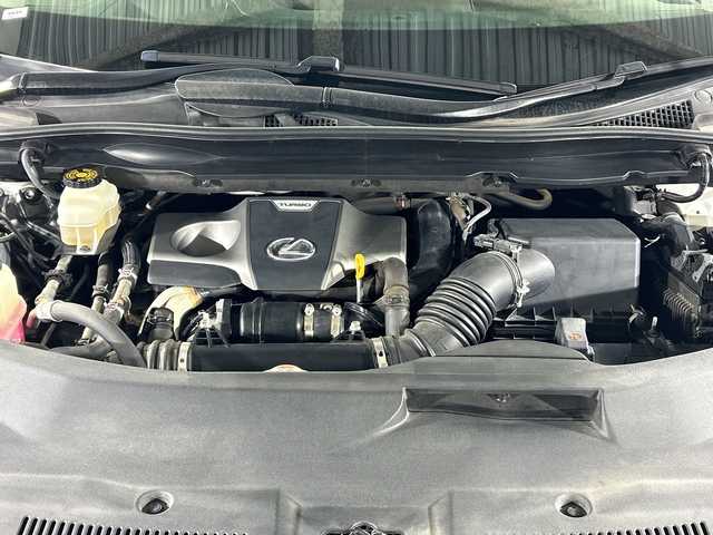 レクサス ＲＸ 200t バージョンL 佐賀県 2016(平28)年 5万km ソニッククォーツ 純正12.3インチナビ/フルセグTV/CD/DVD/Bluetooth/全方位カメラ/衝突被害軽減システム/レーダークルーズコントロール/レーンアシスト/ブラインドスポットモニター/先行車発進告知機能/横滑り防止装置/ヘッドアップディスプレイ/コーナーセンサー/オートライト/オートマチックハイビーム/LEDヘッドライト/LEDフォグライト/電子パーキング/ブレーキホールド/ビルトインETC/前後ドライブレコーダー/運転席・助手席シートヒーター/運転席・助手席エアシート/運転席・助手席パワーシート/運転席メモリーシート/ISOFIX対応/ステアリングヒーター/純正フロアマット/純正20インチアルミホイール/ドアバイザー/スマートキー×２/カードキー×１