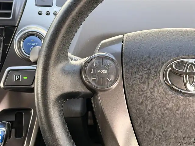 トヨタ プリウス α S チューンブラック 神奈川県 2014(平26)年 10万km ホワイトパールクリスタルシャイン ・９インチナビ　/・バックカメラ　/・ＥＴＣ/・フォグランプ　/・オートライト　/・Ｂｌｕｅｔｏｏｔｈ　/・ＤＶＤ　ＣＤ　/・フルセグＴＶ　/・スマートキー　/・プッシュスタート　/・オートエアコン　/・純正フロアマット　/・リアワイパー