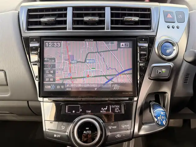 トヨタ プリウス α S チューンブラック 神奈川県 2014(平26)年 10万km ホワイトパールクリスタルシャイン ・９インチナビ　/・バックカメラ　/・ＥＴＣ/・フォグランプ　/・オートライト　/・Ｂｌｕｅｔｏｏｔｈ　/・ＤＶＤ　ＣＤ　/・フルセグＴＶ　/・スマートキー　/・プッシュスタート　/・オートエアコン　/・純正フロアマット　/・リアワイパー