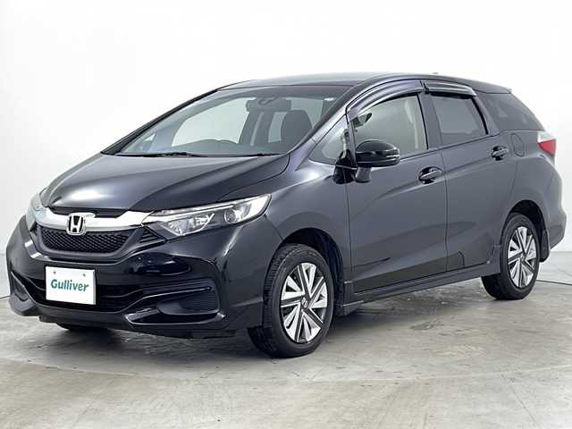 ホンダ シャトル G 道央・札幌 2015(平27)年 4.1万km クリスタルブラックパール ・4WD/・寒冷地仕様/・社外ナビフルセグ&CD&DVD&SD/・バックカメラ/・シティブレーキアクティブシステム/・ドアミラーヒーター/・デジタルインナーミラー/・ETC/・アイドリングストップ/・スマートキー/・純正15インチAW/・横滑り防止