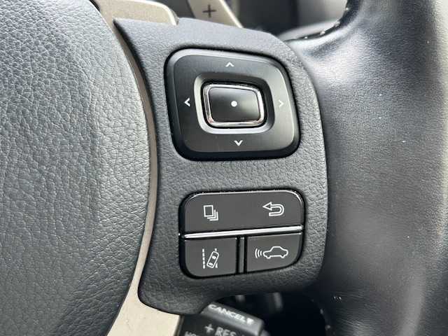 レクサス ＮＸ 300h Iパッケージ 静岡県 2019(令1)年 7万km グラファイトブラックガラスフレーク 純正メモリナビ（AM/FM/CD/DVD/BT接続）/黒革シート/3眼LEDヘッドライト/シーケンシャルウインカー/フルセグTV/バックカメラ/前後ドライブレコーダー/ビルトインETC2.0/パワーバックドア/前席パワーシート/運転席シートメモリー/ステアリングヒーター/前席シートヒーター/レーダークルーズコントロール/電動パーキングブレーキ/オートホールド/パドルシフト/プリクラッシュセーフティ/レーンキープアシスト/横滑り防止装置/純正17インチアルミホイール/純正フロアマット/前後コーナーセンサー/クリアランスソナー/プッシュスタート/スマートキー/取り扱い説明書/保証書