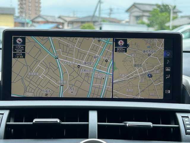 レクサス ＮＸ 300h Iパッケージ 栃木県 2019(令1)年 7万km グラファイトブラックガラスフレーク 純正メモリナビ（AM/FM/CD/DVD/BT接続）/黒革シート/3眼LEDヘッドライト/シーケンシャルウインカー/フルセグTV/バックカメラ/前後ドライブレコーダー/ビルトインETC2.0/パワーバックドア/前席パワーシート/運転席シートメモリー/ステアリングヒーター/前席シートヒーター/レーダークルーズコントロール/電動パーキングブレーキ/オートホールド/パドルシフト/プリクラッシュセーフティ/レーンキープアシスト/横滑り防止装置/純正17インチアルミホイール/純正フロアマット/前後コーナーセンサー/クリアランスソナー/プッシュスタート/スマートキー/取り扱い説明書/保証書