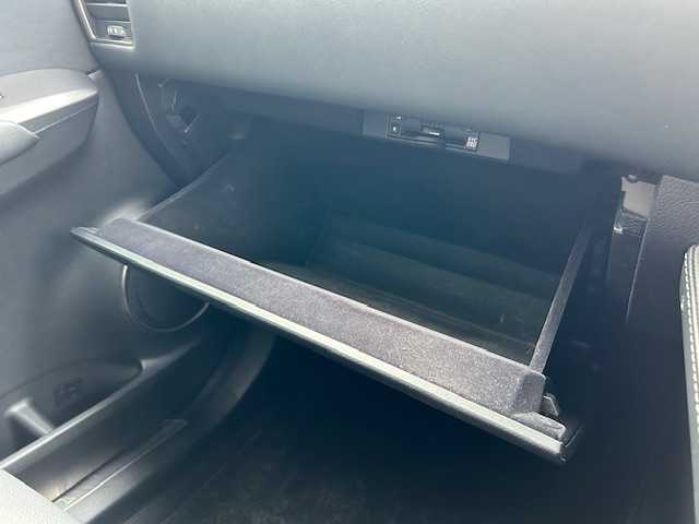 レクサス ＮＸ 300h Iパッケージ 栃木県 2019(令1)年 7万km グラファイトブラックガラスフレーク 純正メモリナビ（AM/FM/CD/DVD/BT接続）/黒革シート/3眼LEDヘッドライト/シーケンシャルウインカー/フルセグTV/バックカメラ/前後ドライブレコーダー/ビルトインETC2.0/パワーバックドア/前席パワーシート/運転席シートメモリー/ステアリングヒーター/前席シートヒーター/レーダークルーズコントロール/電動パーキングブレーキ/オートホールド/パドルシフト/プリクラッシュセーフティ/レーンキープアシスト/横滑り防止装置/純正17インチアルミホイール/純正フロアマット/前後コーナーセンサー/クリアランスソナー/プッシュスタート/スマートキー/取り扱い説明書/保証書