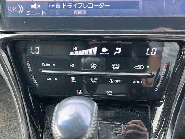 トヨタ ハリアー プレミアム スタイルノアール 石川県 2019(令1)年 8.3万km ブラックマイカ ワンオーナー/セーフティセンス/・プリクラッシュセーフティシステム/・レーンディパーチャーアラート/・アダプティブハイビーム/・レーダークルーズコントロール/・インテリアクリアランスソナー/ムーンルーフ/社外10インチメモリナビゲーション/【CD・DVD・Bluetooth・・SD・フルセグTV】/型番：EX10Z/黒革シート/運転席パワーシート/モデリスタフルエアロ/パワーバックドア/ビルトインETC/社外ドライブレコーダー/スマートキー/・プッシュスタート/・スペアキー/・カードキー/純正フロアマット/純正ドアバイザー/取扱説明書/新車時保証書