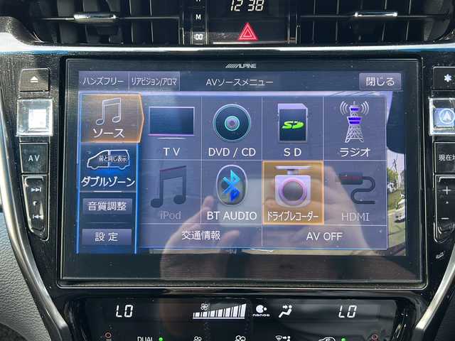 トヨタ ハリアー プレミアム スタイルノアール 石川県 2019(令1)年 8.3万km ブラックマイカ ワンオーナー/セーフティセンス/・プリクラッシュセーフティシステム/・レーンディパーチャーアラート/・アダプティブハイビーム/・レーダークルーズコントロール/・インテリアクリアランスソナー/ムーンルーフ/社外10インチメモリナビゲーション/【CD・DVD・Bluetooth・・SD・フルセグTV】/型番：EX10Z/黒革シート/運転席パワーシート/モデリスタフルエアロ/パワーバックドア/ビルトインETC/社外ドライブレコーダー/スマートキー/・プッシュスタート/・スペアキー/・カードキー/純正フロアマット/純正ドアバイザー/取扱説明書/新車時保証書