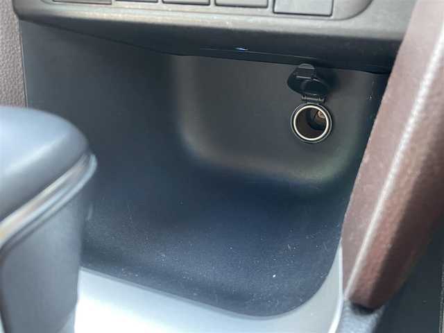 トヨタ ヤリスクロス ハイブリッド Z 福岡県 2021(令3)年 4.2万km センシュアルレッドマイカ Wエアバッグ/衝突被害軽減システム/ドライブレコーダー/車外カメラ(前後)/LEDオートライト・オートハイビーム/オートクルーズ/レーンアシスト/横滑り防止装置/コーナーセンサー/純正アルミホイール/純正フロアマット/D席パワーシート/AAC