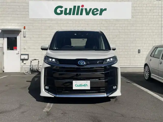 トヨタ ノア ハイブリッド S－Z 神奈川県 2023(令5)年 1.9万km パール