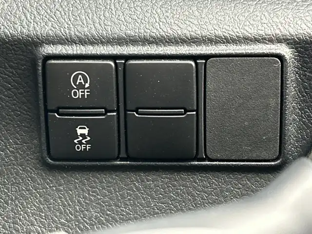 トヨタ シエンタ G グランパー 愛知県 2020(令2)年 5.1万km ホワイトパールクリスタルシャイン 純正ナビ（NSCN-W68）/・フルセグＴＶ/・Ｂｌｕｅｔｏｏｔｈ/パノラミックビューモニター/ビルトインＥＴＣ/前後型ドライブレコーダー/両側パワースライドドア/前後コーナーセンサー/トヨタセーフティセンス/衝突被害軽減/先行車発進警報/車線逸脱警報/スマートキー/プッシュスタート