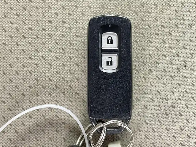 ホンダ Ｎ ＢＯＸ G 千葉県 2014(平26)年 6.7万km カトラリーシルバーM 社外メモリーナビ/ワンセグTV/スマートキー/プッシュスタート/オートエアコン/フロアマット/Wエアバッグ