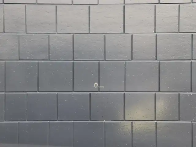 ＢＭＷ Ｘ１ xDrive 18d xライン 宮城県 2018(平30)年 6.7万km サファイアブラックP 純正ナビ【ＢＴ／ＡＵＸ】/インテリジェントセーフティ　/アダプティブクルーズコントロール　/ハーフレザーシート　/バックカメラ　/ヘッドアップディスプレイ　/アンビエントライト　/シートヒーター前席　/パーキングアシスト/パワーバックドア/ダウンヒルアシストコントロール/ルーフレール/レーンキープアシスト/ミラー型ETC/LEDヘッドライト/コンフォートアクセス/コーナーセンサー前後/禁煙車