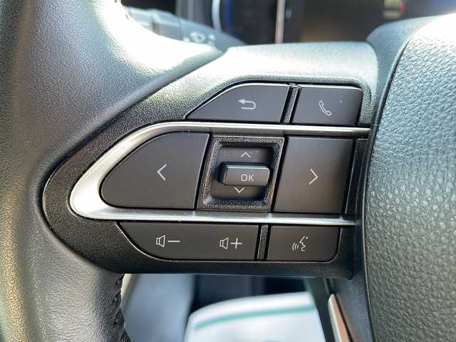 トヨタ ノア ハイブリッド S－Z 岩手県 2022(令4)年 6万km アティチュードブラックマイカ 純正メモリーナビ/AM/FM/Bluetooth/フルセグTV/全方位カメラ/純正フリップダウンモニター/電動リアゲート/ETC/両側パワースライドドア/レーダークルーズコントロール/衝突被害軽減ブレーキ/レーンキープアシスト/アイドリングストップ/シートヒーター/オートライト/オートハイビーム/LEDヘッドライト/フォグランプ/スマートキー/プッシュスタート/電動格納ミラー/社外16インチAW