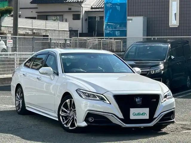 トヨタ クラウン ハイブリッド RS アドバンス 熊本県 2021(令3)年 6万km プレシャスホワイトパール ワンオーナー/サンルーフ/革シート/純正ナビ/（CD・DVD・フルセグTV・BTオーディオ・SD）/全方位カメラ/ビルトインETC/純正18インチAW/レーダークルーズ/パドルシフト/前席パワーシート・右前席シートメモリー/前席シートヒーター・エアーシート/LEDヘッドライト/オートライト/フォグライト/前後コーナーセンサー/横滑り防止装置/ウィンカーミラー/新車保証書/取扱説明書/スマートスペアキー×1本/カード型キー×1本