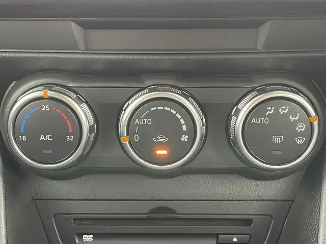 マツダ ＣＸ－３ XD 岡山県 2019(平31)年 5.6万km エターナルブルーマイカ 純正SDナビ/（CD/DVD/Bluetooth/フルセグ）/衝突軽減ブレーキ/アラウンドビューモニター/LEDヘッドライト/ETC/ブラインドスポットモニター/コーナーセンサー/レーンキープアシスト/オートハイビーム/プッシュスタート/スマートキー/スペアキー/アイドリングストップ/純正フロアマット/純正アルミホイール/オートライト