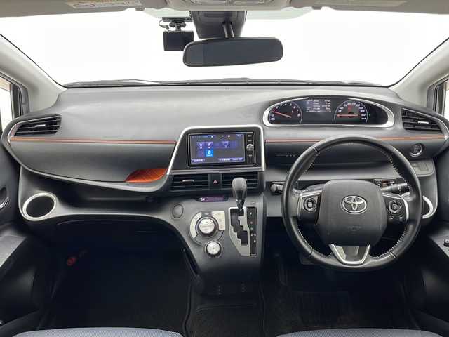 トヨタ シエンタ G 千葉県 2017(平29)年 6万km ブラックマイカ 衝突被害軽減ブレーキ/レーンキープアシスト/両側パワースライドドア/純正SDナビ（ZSNT-W66T）/フルセグテレビ/CD・DVD/バックカメラ/ドライブレコーダー（前方：DC-DR401）/革巻きステアリング/ステアリングスイッチ/純正ドアバイザー/純正フロアマット/スマートキー/純正15インチアルミホイール