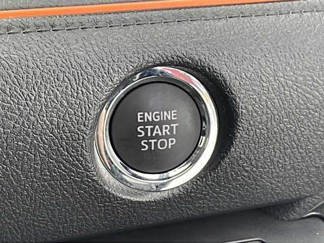 トヨタ シエンタ G 千葉県 2017(平29)年 6万km ブラックマイカ 衝突被害軽減ブレーキ/レーンキープアシスト/両側パワースライドドア/純正SDナビ（ZSNT-W66T）/フルセグテレビ/CD・DVD/バックカメラ/ドライブレコーダー（前方：DC-DR401）/革巻きステアリング/ステアリングスイッチ/純正ドアバイザー/純正フロアマット/スマートキー/純正15インチアルミホイール