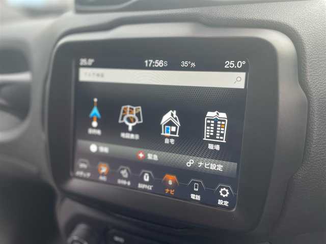 クライスラー・ジープ ジープ レネゲード リミテッド 山梨県 2021(令3)年 3.3万km ガンＭ 黒革　/純正Uコネクトナビ　/フルセグ　/Bカメ/ＡＣＣ/ＢＳＡ/ＬＫＡ/シートヒーター/Ｐシート/アップルカーＰ/アンドロイドＡ/ＬＥＤヘッドライト/Ａライト/Ａハイビーム/ＢＴ/純正１７ＡＷ/ＡＡＣ/ルーフレール/スペアキー