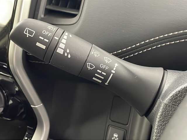 日産 セレナ ハイウェイスター Vセレクション 埼玉県 2017(平29)年 6.5万km インペリアルアンバーP 純正SDナビ/MM317D-W/ 地図SDない為動作確認未/　CD/DVD/バックカメラ/地デジ/両側パワースライドドア/純正フリップダウンモニター/クルーズコントロール/エマージェンシーブレーキ/ビルドインＥＴＣ/ＬＥＤヘッドライト/アイドリングストップ/プッシュスタート