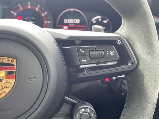 ポルシェ ポルシェ ９１１ カレラ4 GTS 大阪府 2022(令4)年 2.3万km 赤 ワンオーナー車/カーマインレッド/ＧＴＳインテリアＰＫＧ/ＰＤＣＣ/ＢＯＳＥサウンド/ＰＤＬＳ Ｐｌｕｓ付/    ティンテッドマトリクスＬＥＤヘッドライト/スポーツクロノ/レーンチェンジアシスト/純正ナビゲーション/全方位カメラ/１８ｗａｙアダプティブシートスポーツシート/エクステンテッドインテリアパッケージマットカーボン/カラーメーター/カーマインレッド/ライトデザインパッケージ/パワーステアリングプラス/リアアクスルステアリング