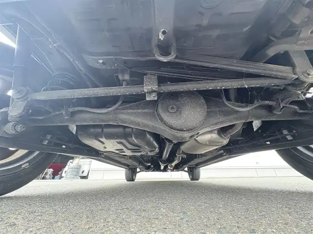 スズキ ハスラー F リミテッド Ⅱ 岩手県 2018(平30)年 3.4万km ブルーイッシュブラックパール/シルバー2トーン 禁煙車/4WD/シートヒーター/社外2DINオーディオ/→Bluetooth/CD/FM/AM/衝突軽減システム/横滑り防止装置/ダウンヒルアシストコントロール/オートライト/〇プッシュスタート/〇ドアバイザー/〇フロアマット/〇電動格納ミラー/〇スマートキー/スペアキー/冬タイヤ社外アルミホイール車載