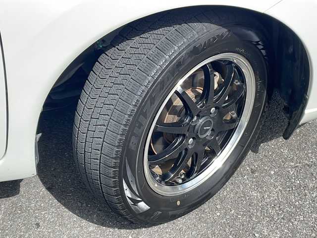 日産 ノート e－パワー X 長野県 2018(平30)年 6.1万km ブリリアントホワイトパール エマージェンシーブレーキ/メモリナビフルセグTV/バックカメラ/ETC/クルーズコントロール/コーナーセンサー /社外15インチアルミ/プッシュスタートエンジン/パーキングアシスト/LEDヘッドライト/純正フロアマット/保証書