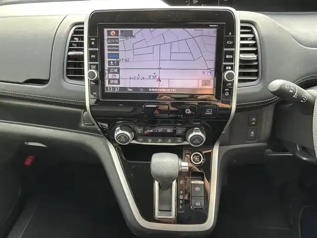 日産 セレナ ハイウェイスター 群馬県 2017(平29)年 12.2万km アズライトブルー (株)IDOMが運営する【じしゃロン伊勢崎店】の自社ローン専用車両になりますこちらは現金またはオートローンご利用時の価格です。自社ローンご希望の方は別途その旨お申付け下さい/プロパイロット/両側パワースライドドア/純正SDナビゲーション/アラウンドビューモニター/フリップダウンモニター/CD/DVD/BD/SD/BT/DTV/LEDヘッドライト/デジタルインナーミラー/オートライト/ETC/ドアバイザー/純正フロアマット