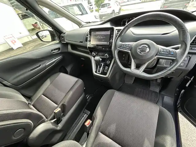 日産 セレナ ハイウェイスター 群馬県 2017(平29)年 12.2万km アズライトブルー (株)IDOMが運営する【じしゃロン伊勢崎店】の自社ローン専用車両になりますこちらは現金またはオートローンご利用時の価格です。自社ローンご希望の方は別途その旨お申付け下さい/プロパイロット/両側パワースライドドア/純正SDナビゲーション/アラウンドビューモニター/フリップダウンモニター/CD/DVD/BD/SD/BT/DTV/LEDヘッドライト/デジタルインナーミラー/オートライト/ETC/ドアバイザー/純正フロアマット