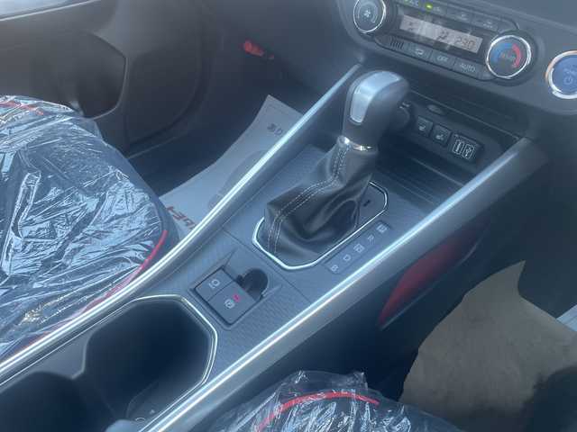 トヨタ ライズ Z 三重県 2025(令7)年 0.1千km ブラックマイカメタリック/シャイニングホワイトパール 登録時32km/ワンオーナー/禁煙車/純正９インチディスプレイオーディオ/・Ｂｌｕｅｔｏｏｔｈ・フルセグ・ＨＤＭＩ・ＵＳＢ・AM/FM/・carplay/トヨタセーフティセンス/・プリクラッシュセーフティシステム/・レーンディパーチャーアラート/・先行車発進お知らせ機能/・リアクロストラフィックアラート/・ブラインドスポットモニター/・レーダークルーズコントロール/・AUTOライト/・オートマチックハイビーム/アラウンドビューモニター/前席シートヒーター/前後コーナーセンサー/スマートペダル/LEDヘッドライト/LEDフォグランプ/プッシュスタート/スマートキー/スペアキー