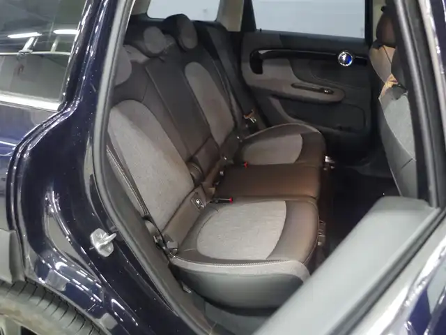 ＭＩＮＩ ＢＭＷ ミニ クロスオーバー クーパー D 兵庫県 2022(令4)年 2.3万km MINI Yoursエニグマティックブラック 純正ナビ/バックカメラ/ETC/ハーフレザーシート/シートヒーター/コンフォートアクセス/インテリジェントセーフティ/ユニオンジャックテール/コーナーセンサー/前後ドラレコ/パワーバックドア/アンビエントライト